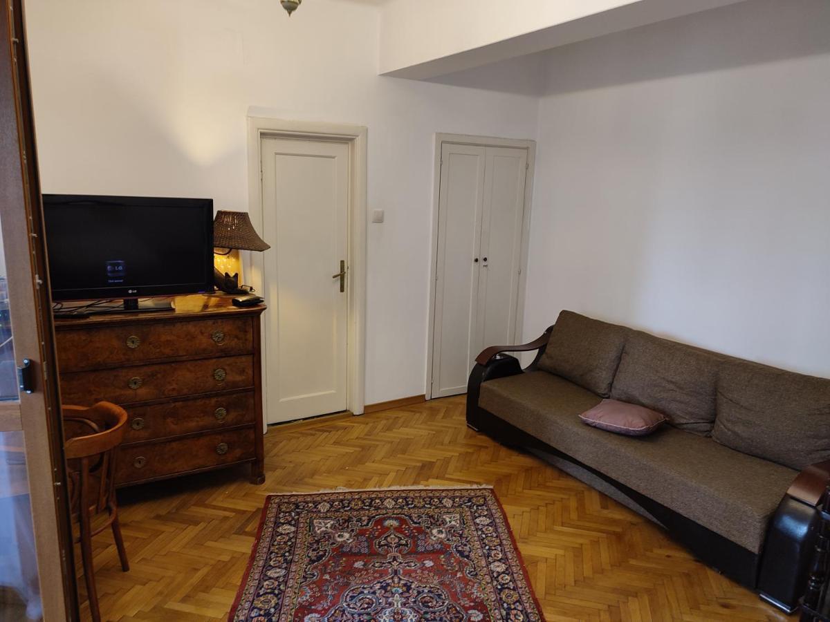 Accommodation Ateneu Palace Bukarest Kültér fotó